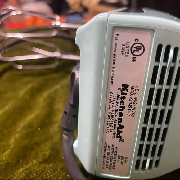 KitchenAid 5-Speed Hand Mixer in Pink and White - Picture 8 of 9